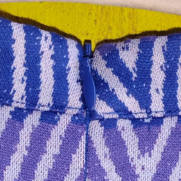 Polyester dress by Tyler boe - Picture 4 of 9